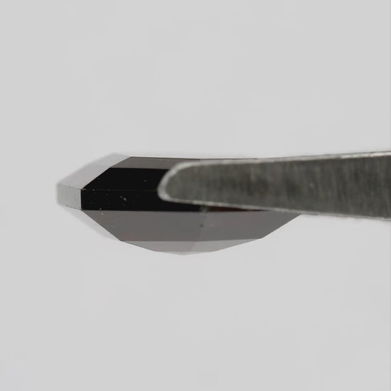 Natural diamond H281 natural daylight video 2