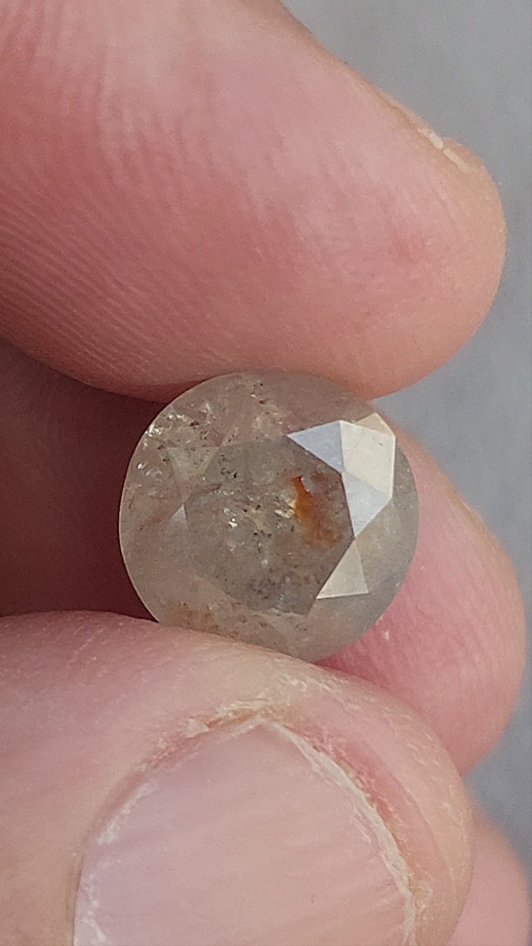 BS0033 Gray Salt and Pepper Natural Diamond rotation and scale video