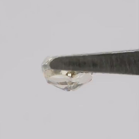 Natural diamond BF082 natural daylight video 2